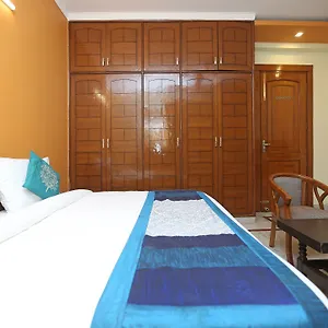 Oyo 9581 Milan Hotel